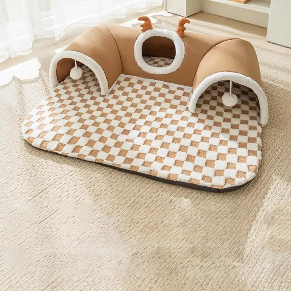 Cats beds, baskets, & mats